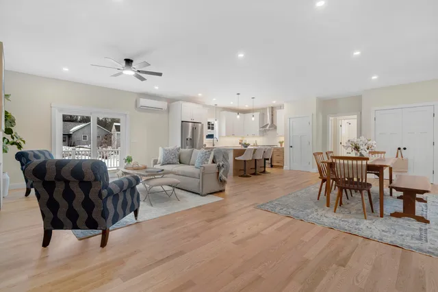 $795,000 | 19 Forest Glen Lane, Topsham, ME 04086