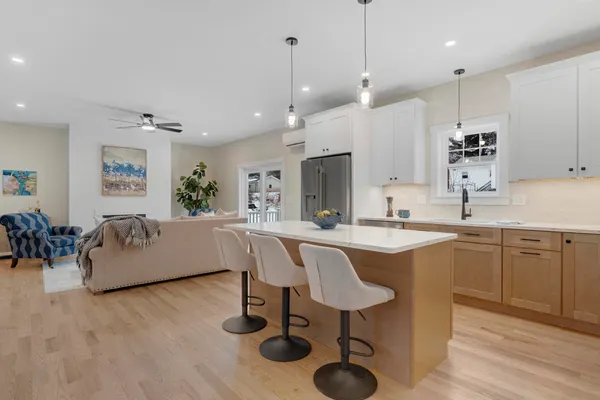 $779,000 | 19 Forest Glen Lane, Topsham, ME 04086