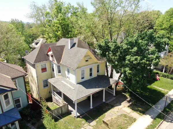 $310,000 | 518 Highland Avenue Southwest, Roanoke, VA 24016