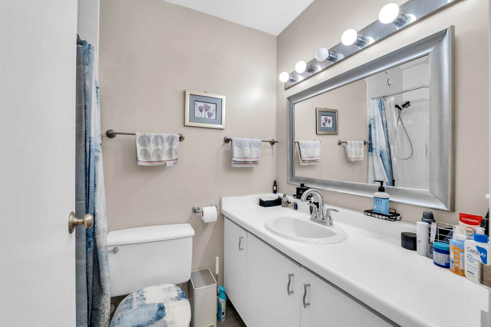 211 East Ohio Street, Unit 1203 Chicago, IL 60611 - Photo 16 of 38