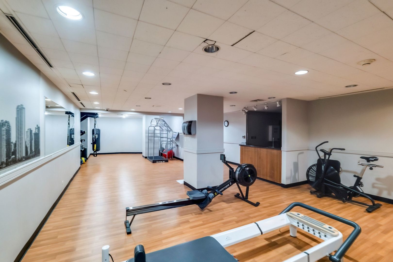 211 East Ohio Street, Unit 1203 Chicago, IL 60611 - Photo 27 of 38