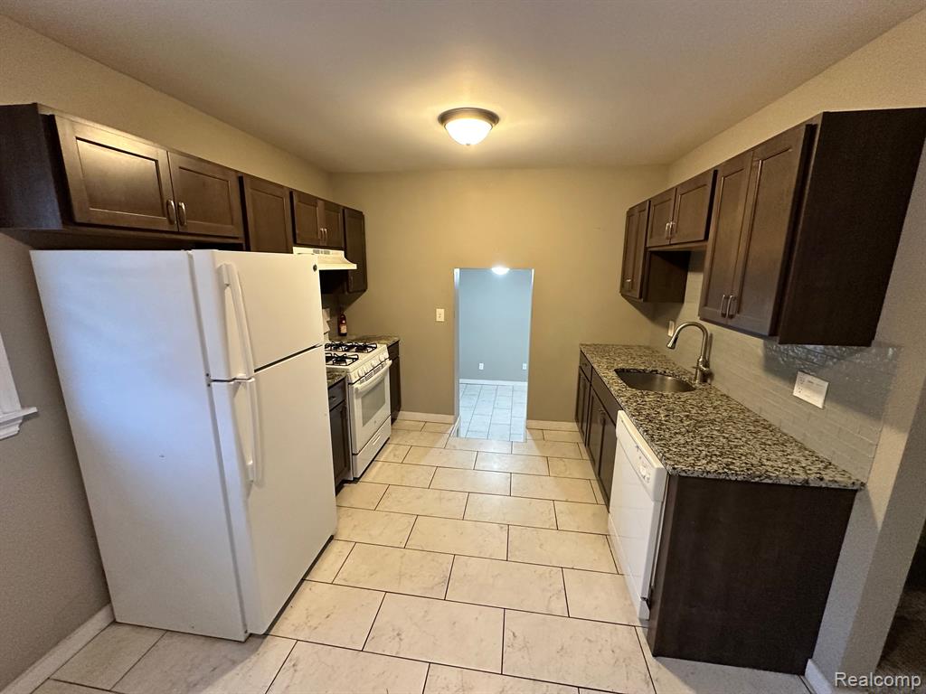 30575 West Nine Mile Road Farmington, MI 48336 - Photo 1 of 15