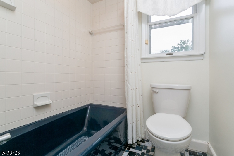 44 Adelphia Road Parsippany, NJ 07054 - Photo 22 of 32