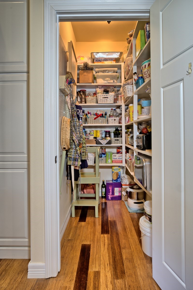285 Cart Bayou Lane Many, LA 71449 - Photo 22 of 48 Walk in pantry