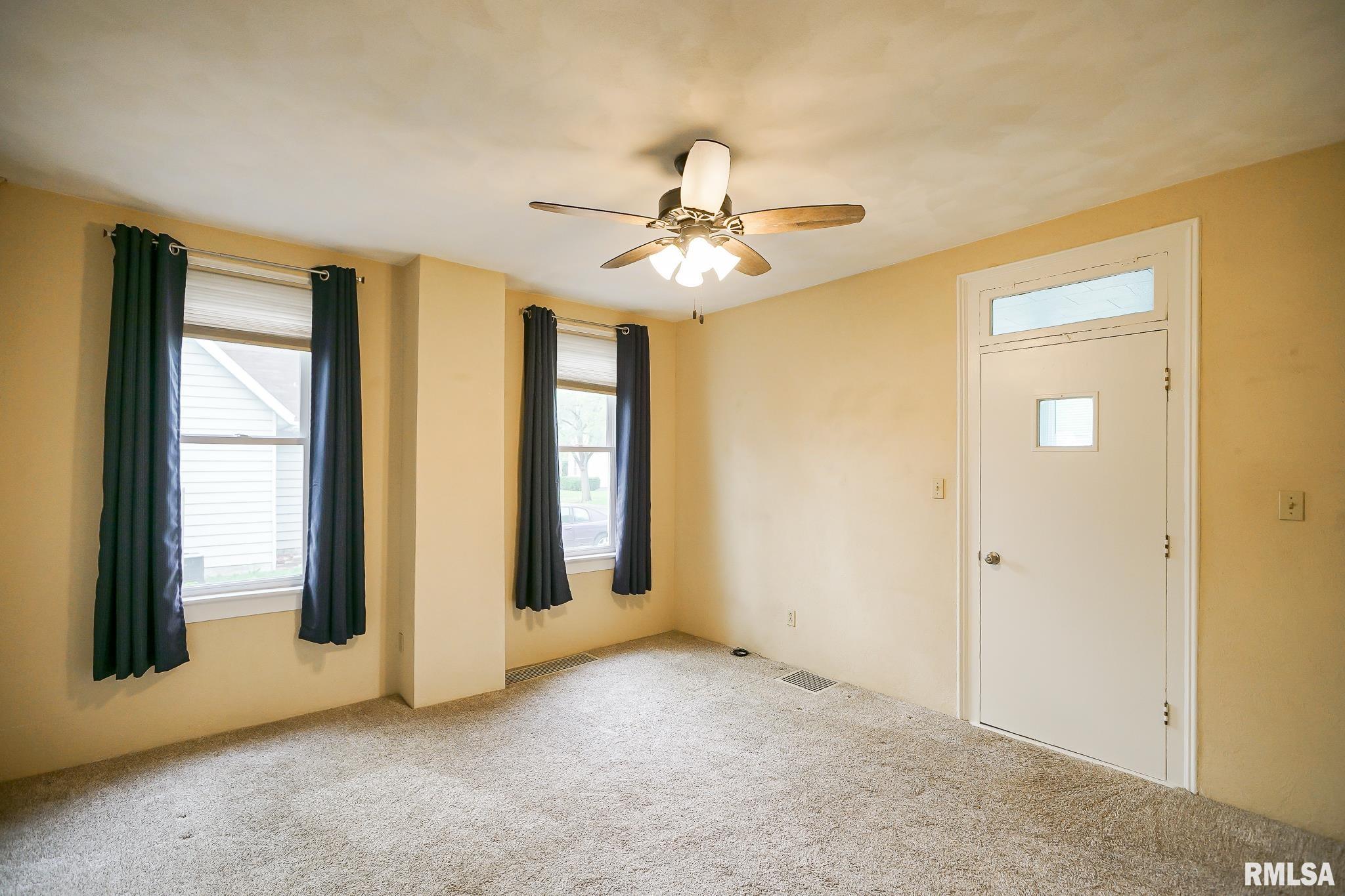 914 Henrietta Street Pekin, IL 61554 - Photo 19 of 61