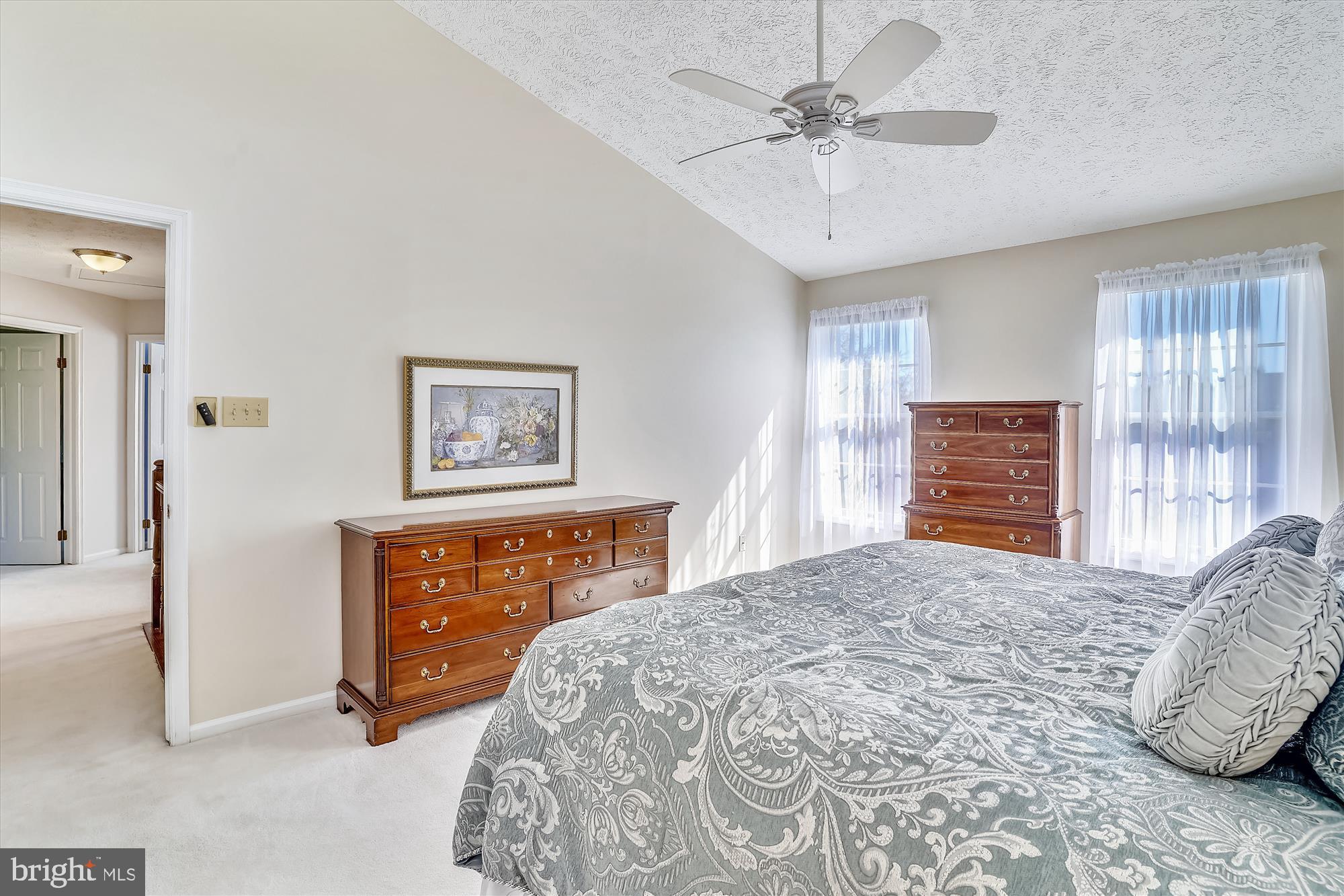 17302 Seneca Chase Park Road Poolesville, MD 20837 - Photo 41 of 82 Cathedral Ceilings