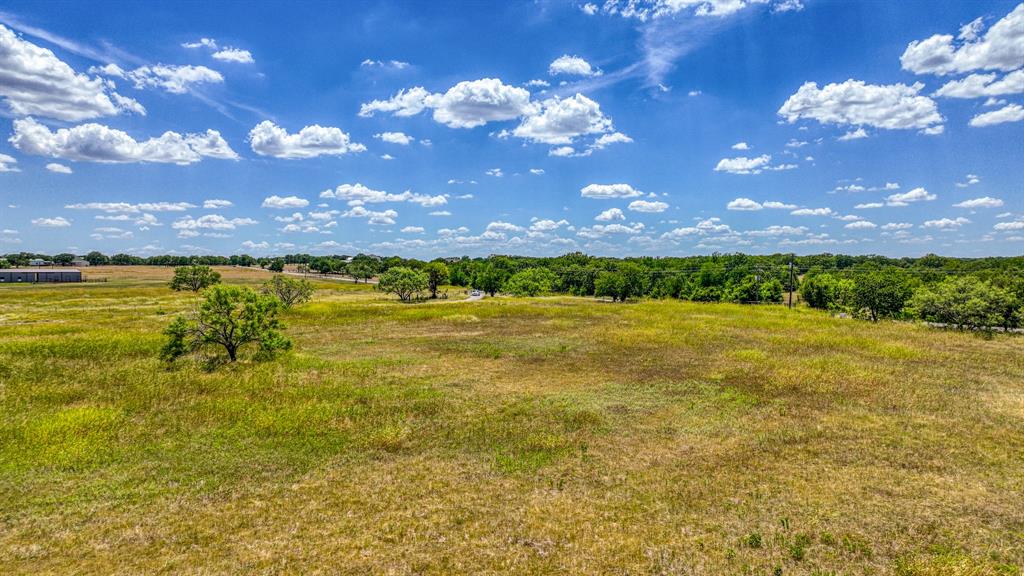 3451 Sawyer County Road Paradise, TX 76073 - Photo 11 of 20 a view of an ocean and a houses