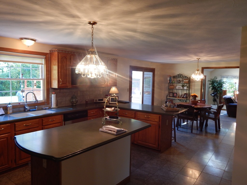 81 Osgood Road Sterling, MA 01564 - Photo 12 of 30