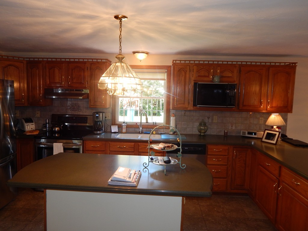 81 Osgood Road Sterling, MA 01564 - Photo 13 of 30
