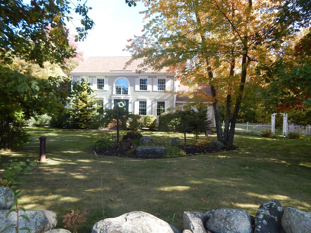 81 Osgood Road Sterling, MA 01564 - Photo 2 of 30