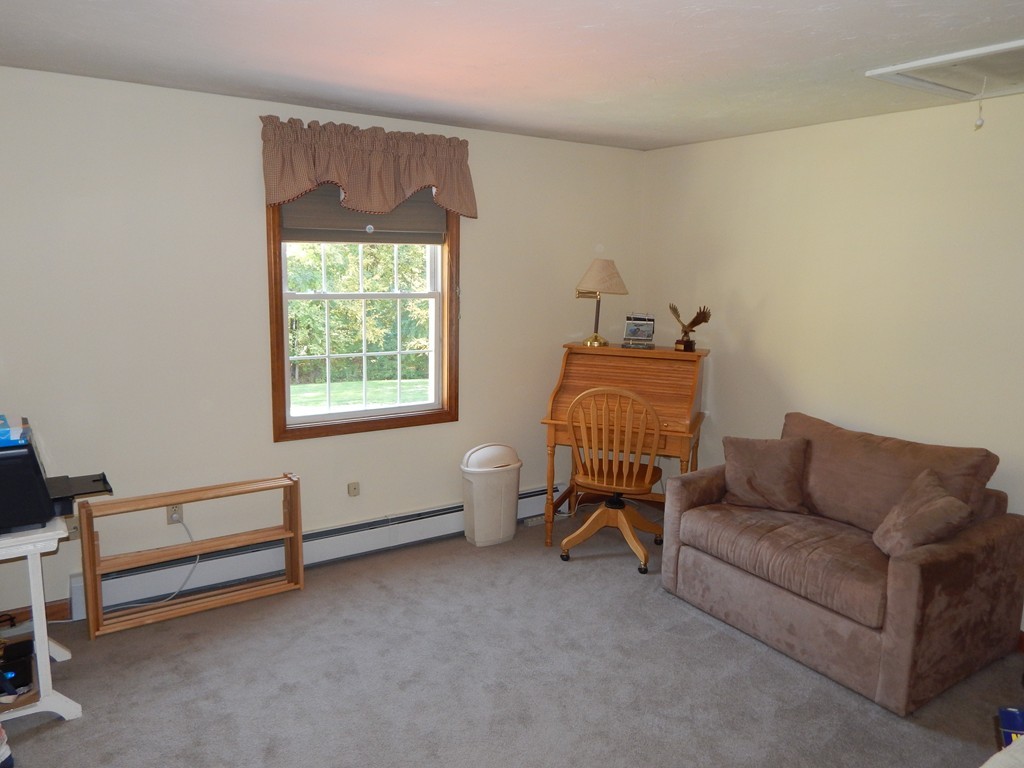 81 Osgood Road Sterling, MA 01564 - Photo 27 of 30