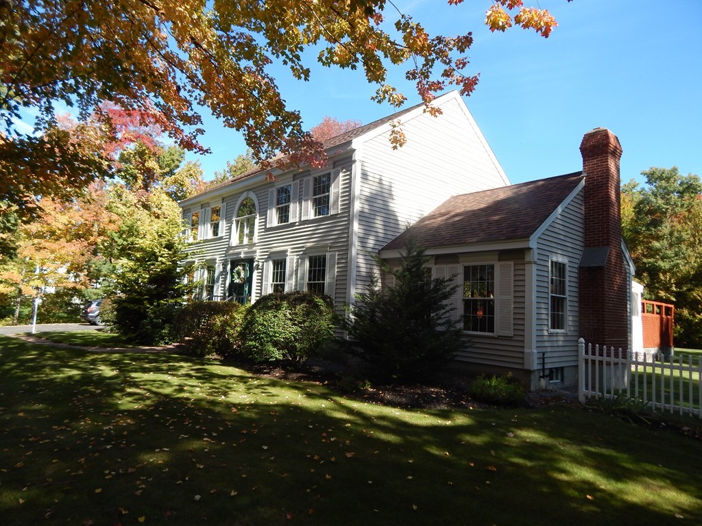 81 Osgood Road Sterling, MA 01564 - Photo 3 of 30