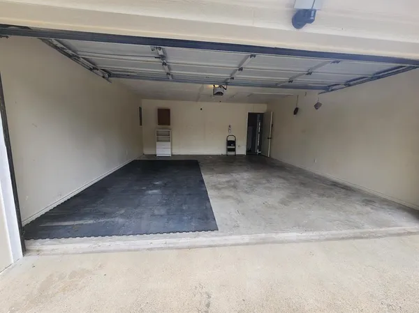 $1,600 | 206 Hackberry Drive, Greenville, TX 75402