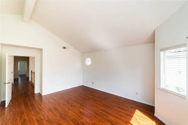 $4,450 | 10 Sparta, Irvine, CA 92614