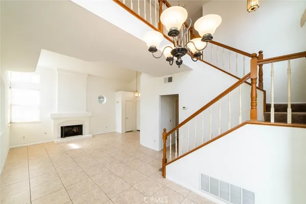 $4,450 | 10 Sparta, Irvine, CA 92614