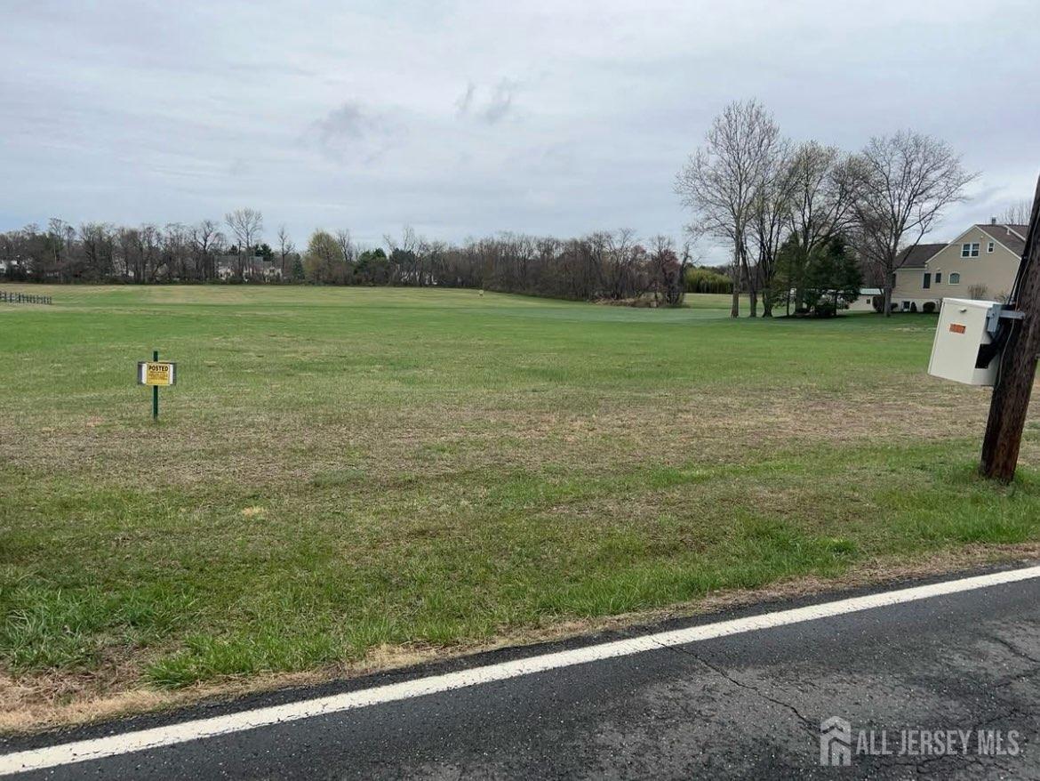 67 Davidson's Mill Road North Brunswick, NJ 08902 - Photo 3 of 3 a view of a golf course with a garden
