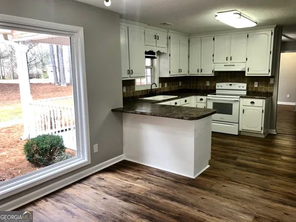 $325,000 | 164 Turner Creek Drive, Hampton, GA 30228