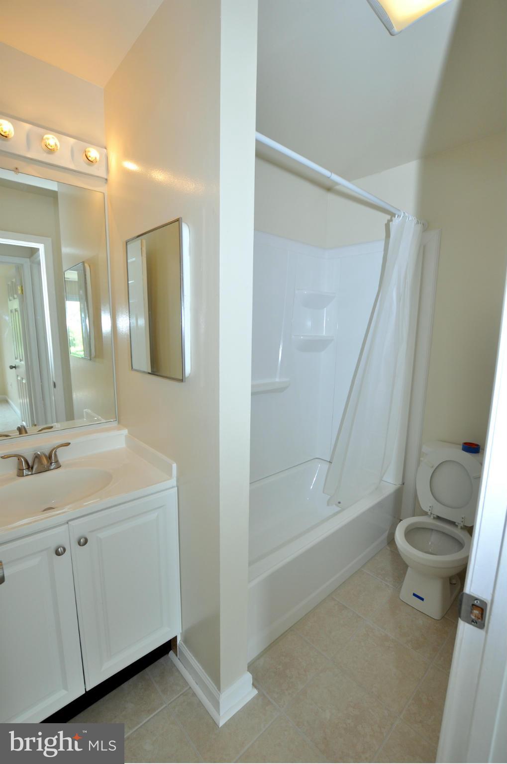 6710 Ridge Road, Unit 104 Baltimore, MD 21237 - Photo 9 of 12 Bath
