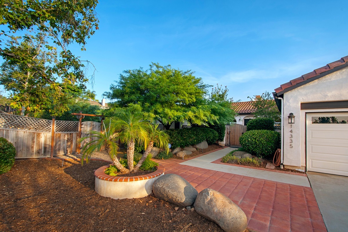 14335 Trailwind Road Poway, CA 92064 - Photo 3 of 25