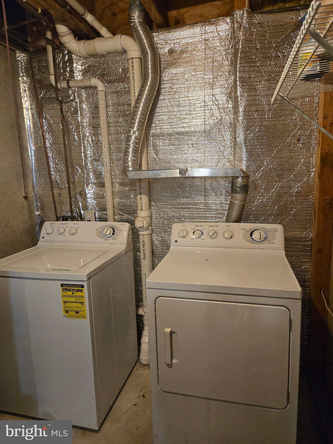 1765 Rochelle Court Woodbridge, VA 22192 - Photo 26 of 34 Efficient laundry space in the basement.
