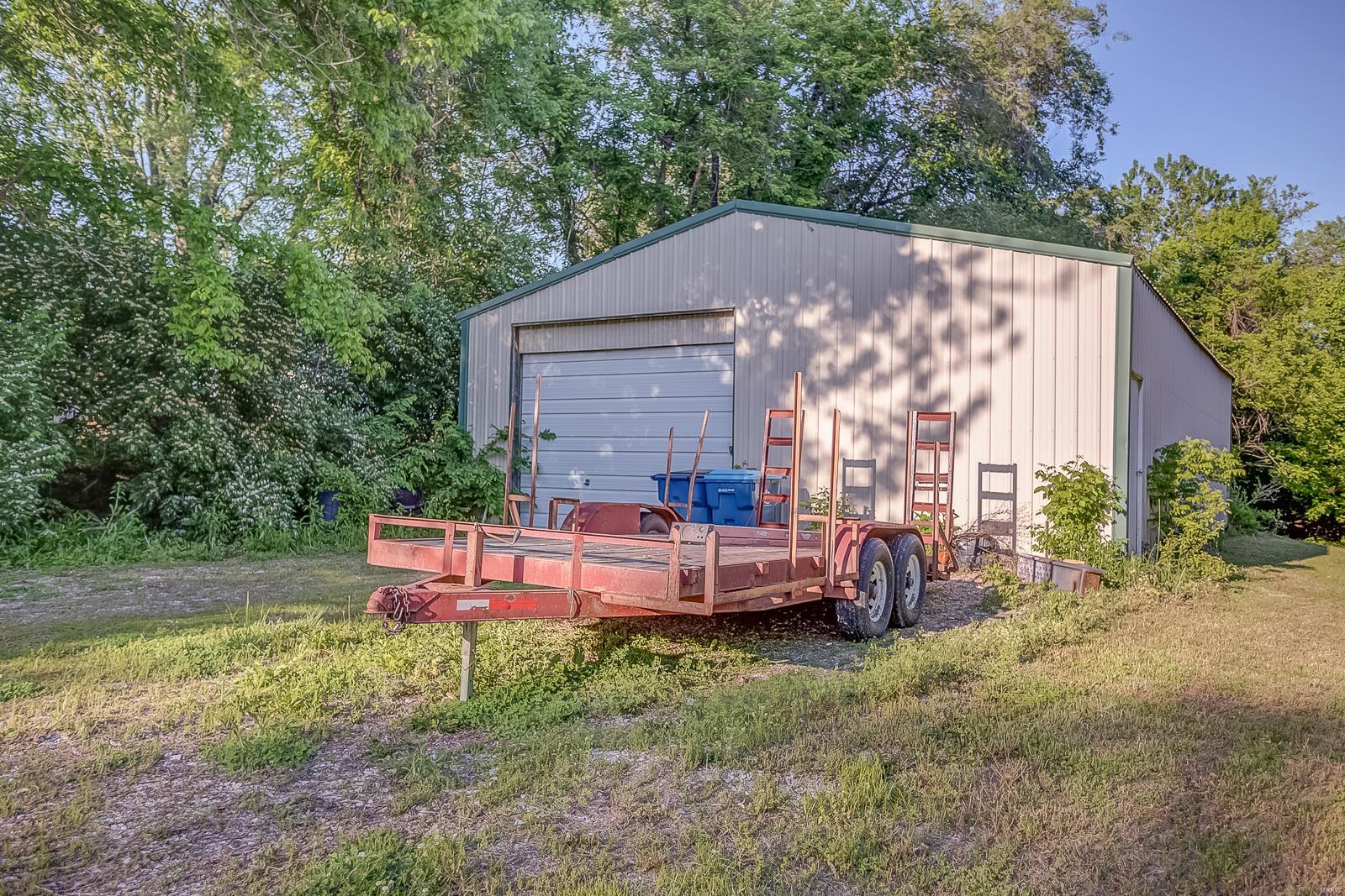 335 Staunton Road Troy, IL 62294 - Photo 21 of 21 Gallery Image 21