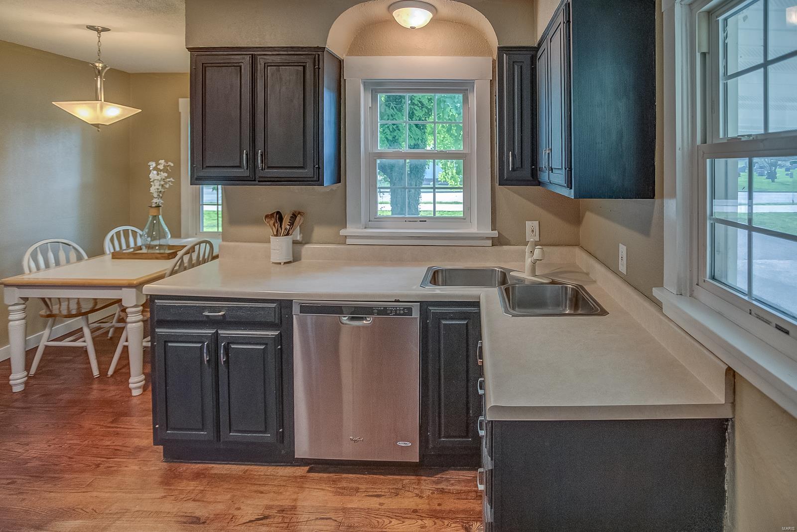 335 Staunton Road Troy, IL 62294 - Photo 7 of 21 Gallery Image 7
