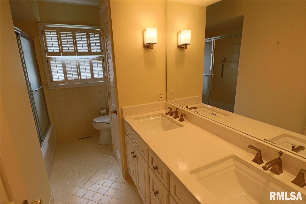 9162 North Picture Ridge Road Peoria, IL 61615 - Photo 19 of 27 Gallery Image 19