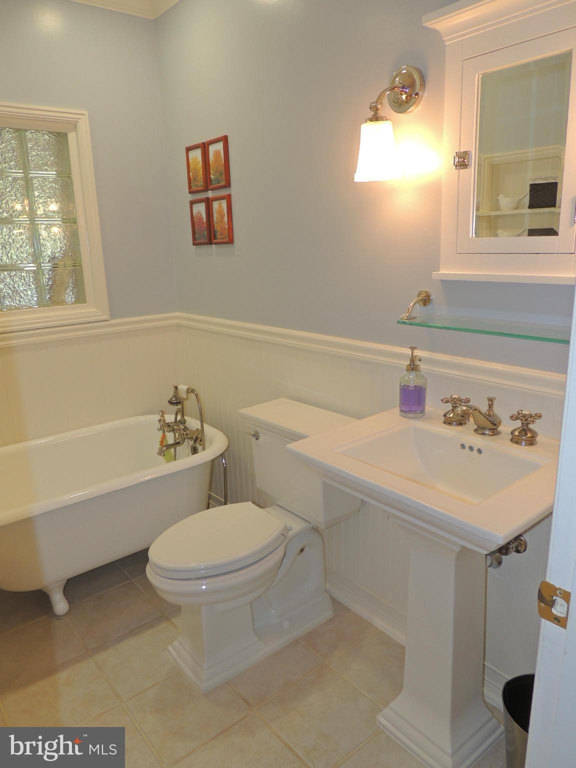 100 Wayland Road Culpeper, VA 22701 - Photo 17 of 28 Bath