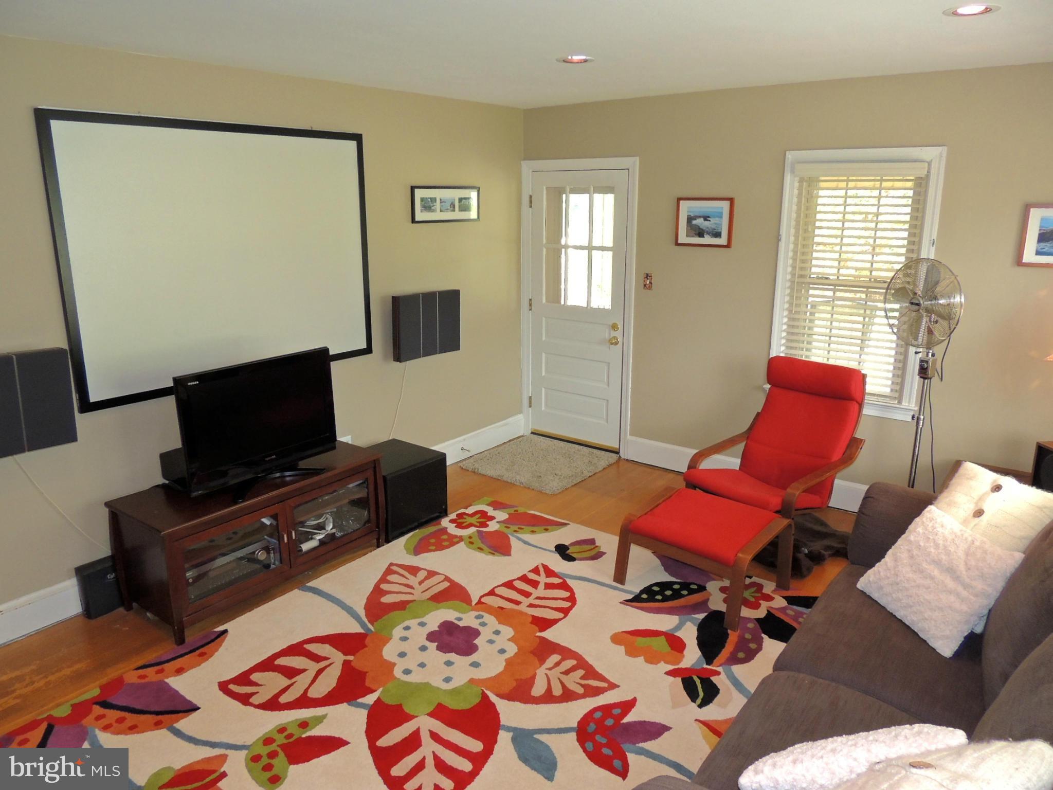 100 Wayland Road Culpeper, VA 22701 - Photo 6 of 28 Family Room