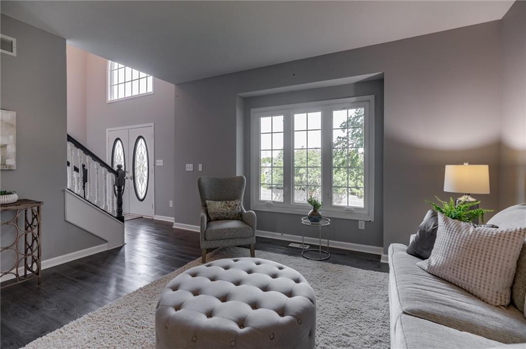 10725 Hamilton Pass Fishers, IN 46037 - Photo 12 of 48 Gallery Image 12