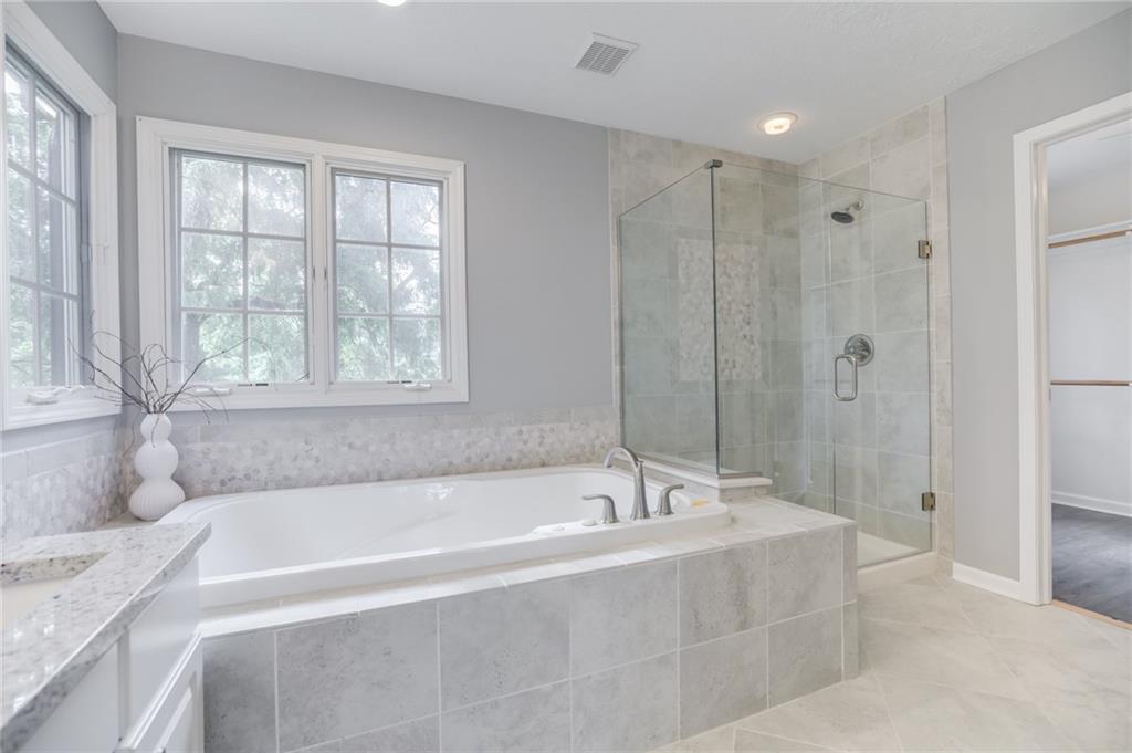 10725 Hamilton Pass Fishers, IN 46037 - Photo 34 of 48 Gallery Image 34