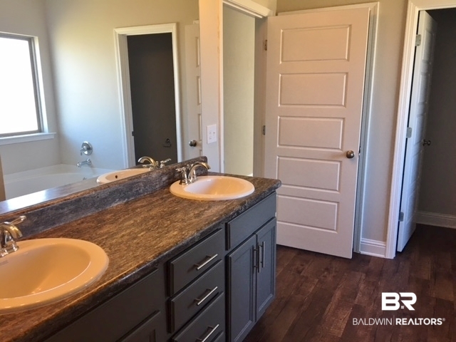 222 Silo Loop Fairhope, AL 36532 - Photo 8 of 9