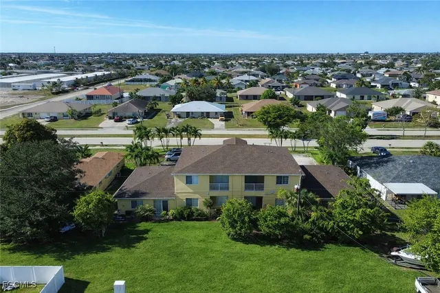 $1,395 | 4137 Skyline Boulevard, Unit 6, Cape Coral, FL 33914