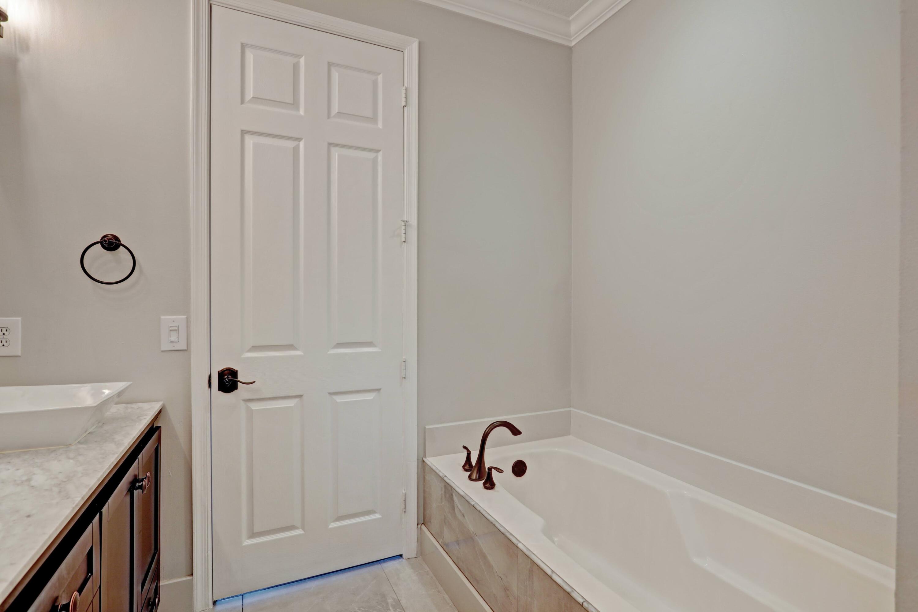 161 Apalachee Lane Jupiter, FL 33458 - Photo 28 of 32 master bath
