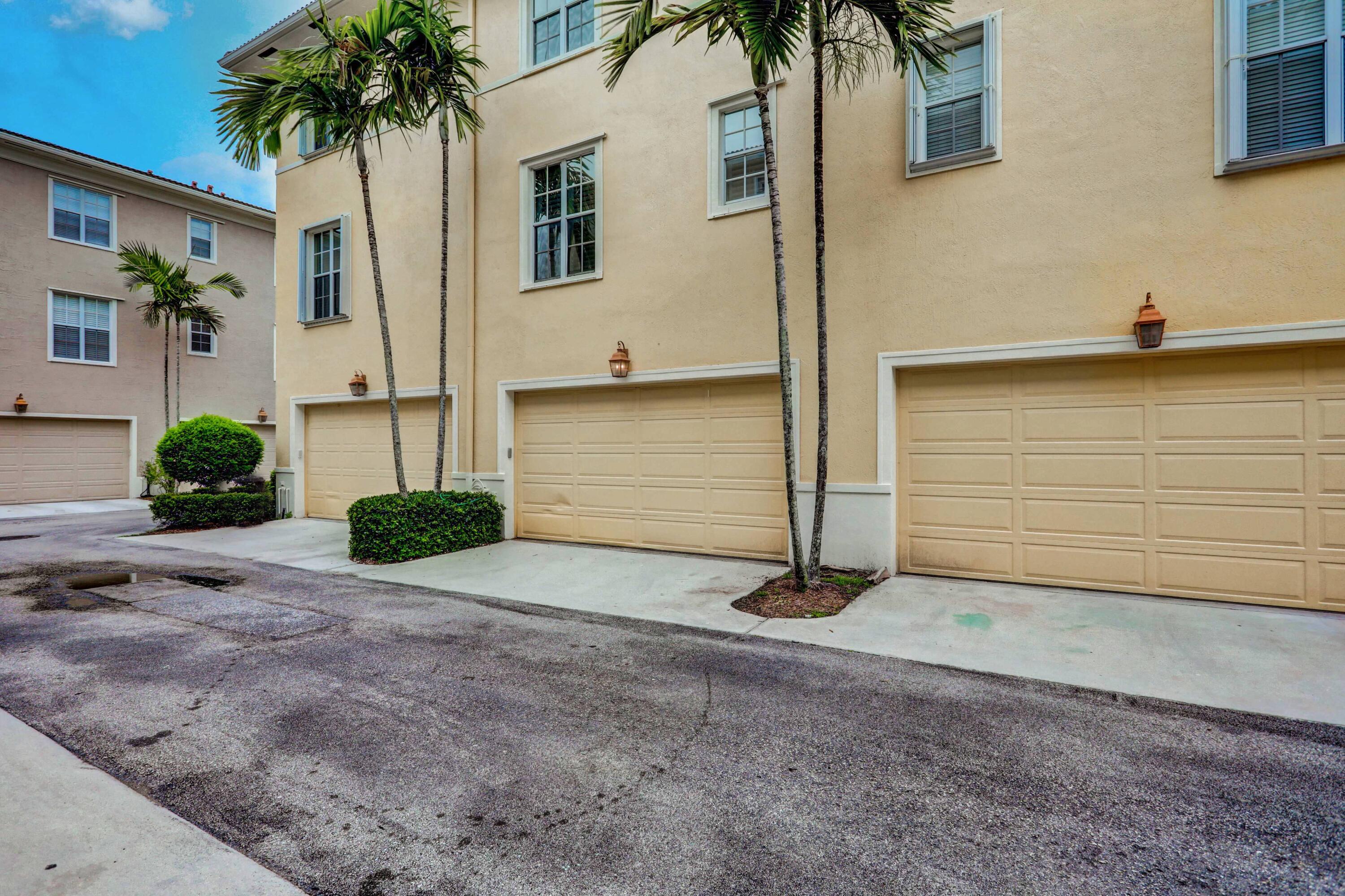 161 Apalachee Lane Jupiter, FL 33458 - Photo 31 of 32 42_img_1884_85_86_87_88_89_90