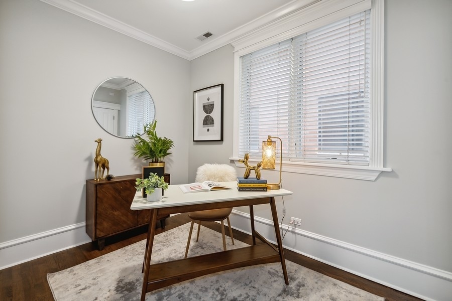 1359 North Mohawk Street, Unit 2 Chicago, IL 60610 - Photo 17 of 23 a workspace with furniture and window