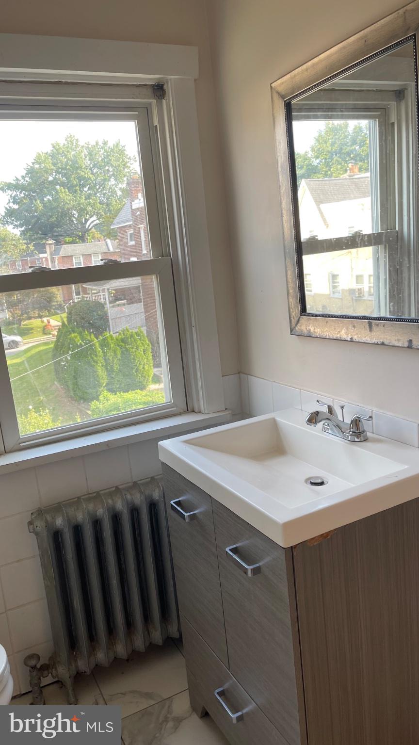 118 Marshall Road Lansdowne, PA 19050 - Photo 31 of 47 Updated Bathroom