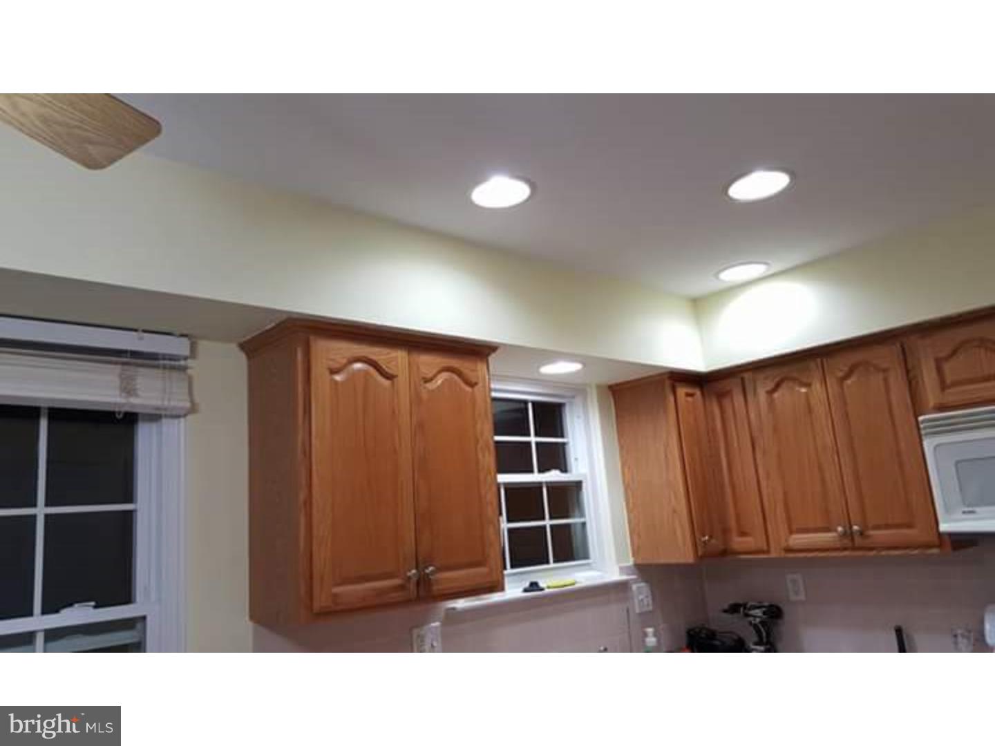 53 Chilton Road Langhorne, PA 19047 - Photo 5 of 11 Kitchen