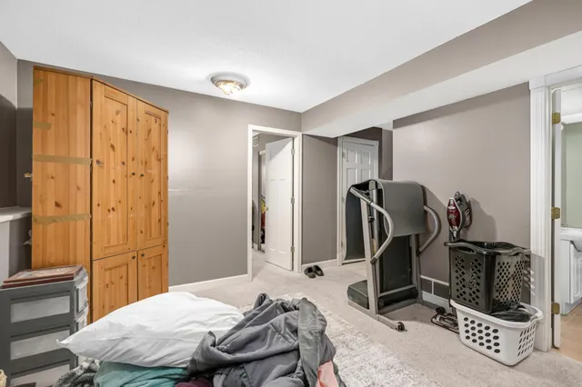 $250,000 | 5482 Egan Drive, Savage, MN 55378