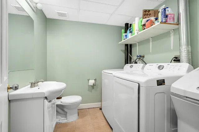 $250,000 | 5482 Egan Drive, Savage, MN 55378