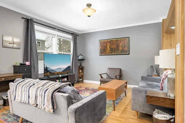 $250,000 | 5482 Egan Drive, Savage, MN 55378