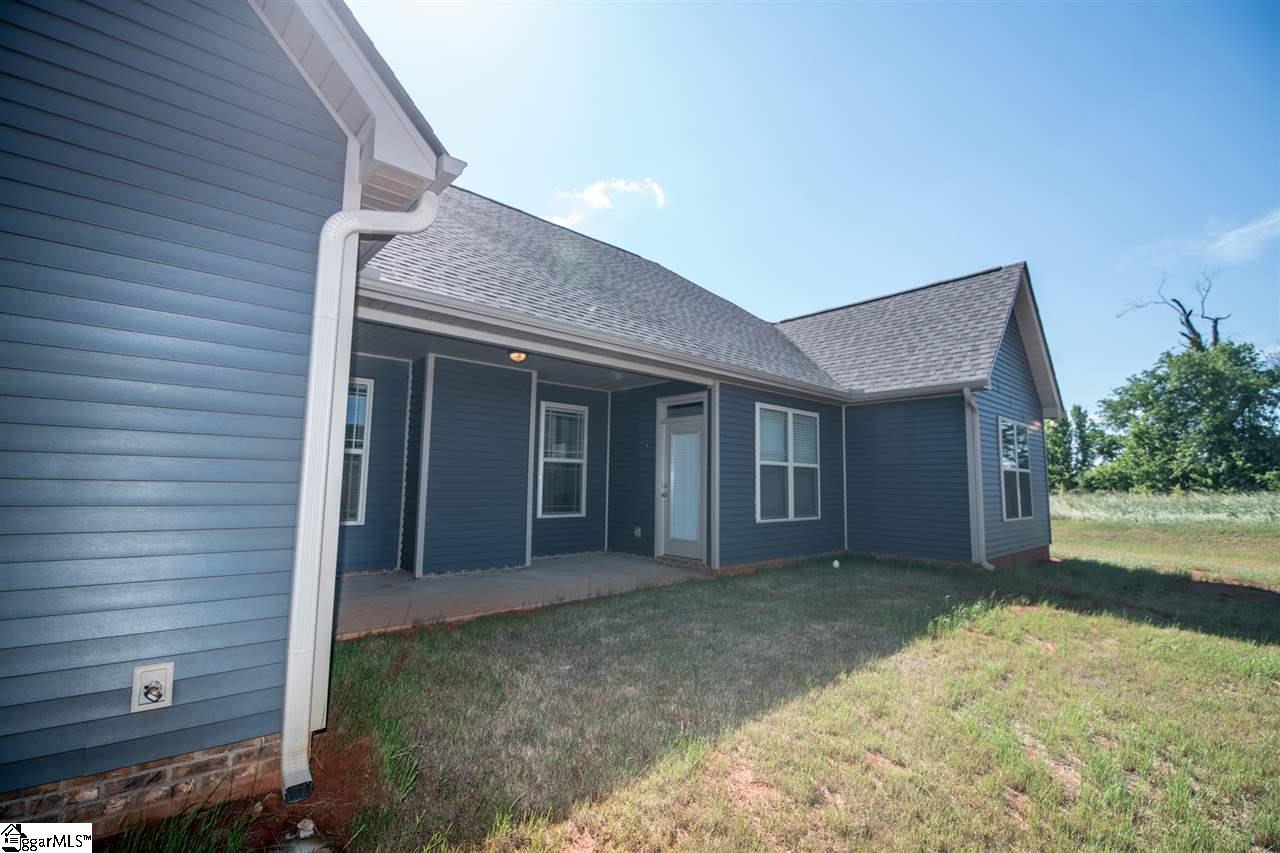 1710 Ballenger Road Wellford, SC 29385 - Photo 4 of 33
