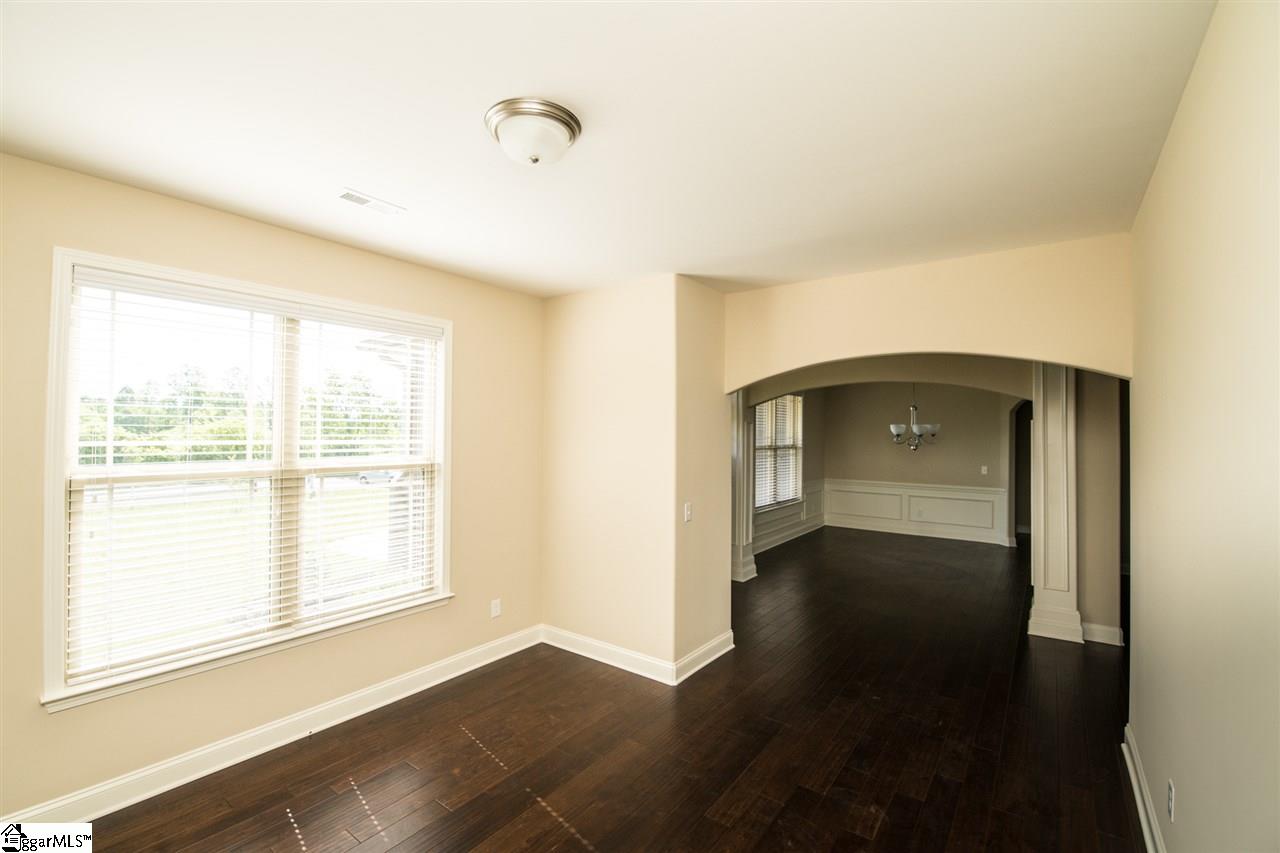 1710 Ballenger Road Wellford, SC 29385 - Photo 8 of 33