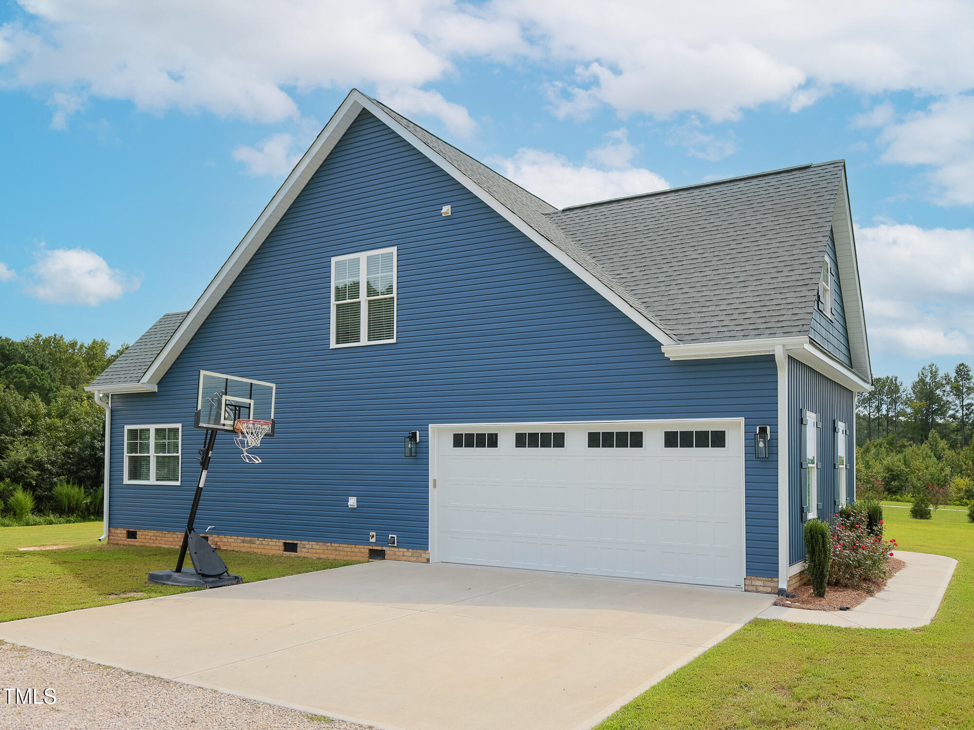 2270 Medlin Road Clayton, NC 27527 - Photo 8 of 62 010_2270_Medlin_Side_of_House
