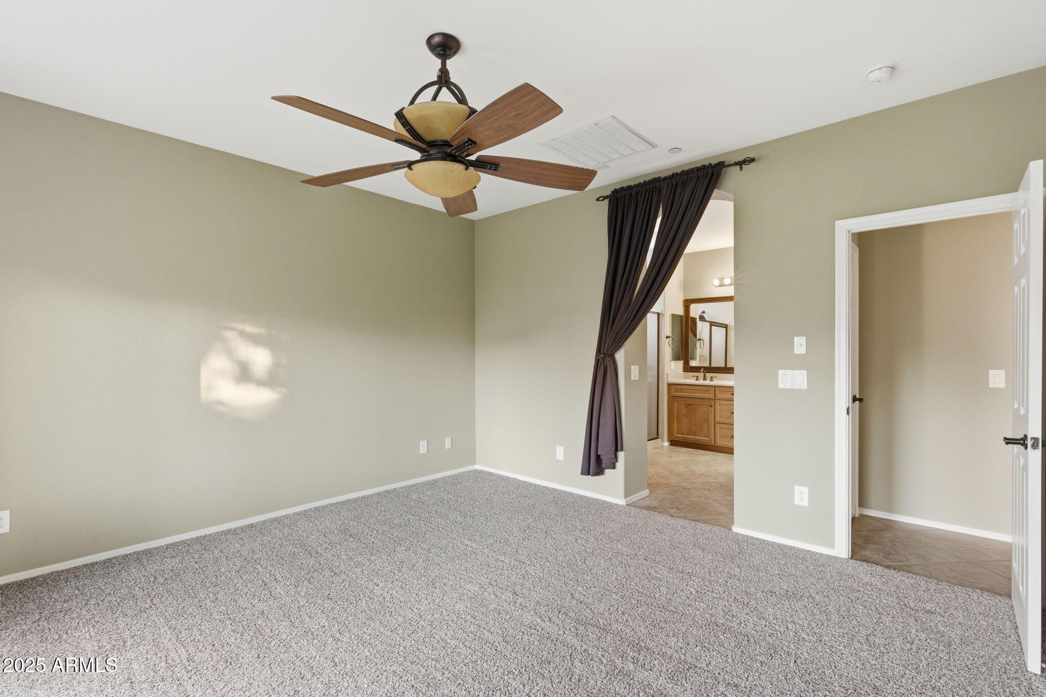 13820 West Cheery Lynn Road Avondale, AZ 85392 - Photo 15 of 28 021_ListerPros