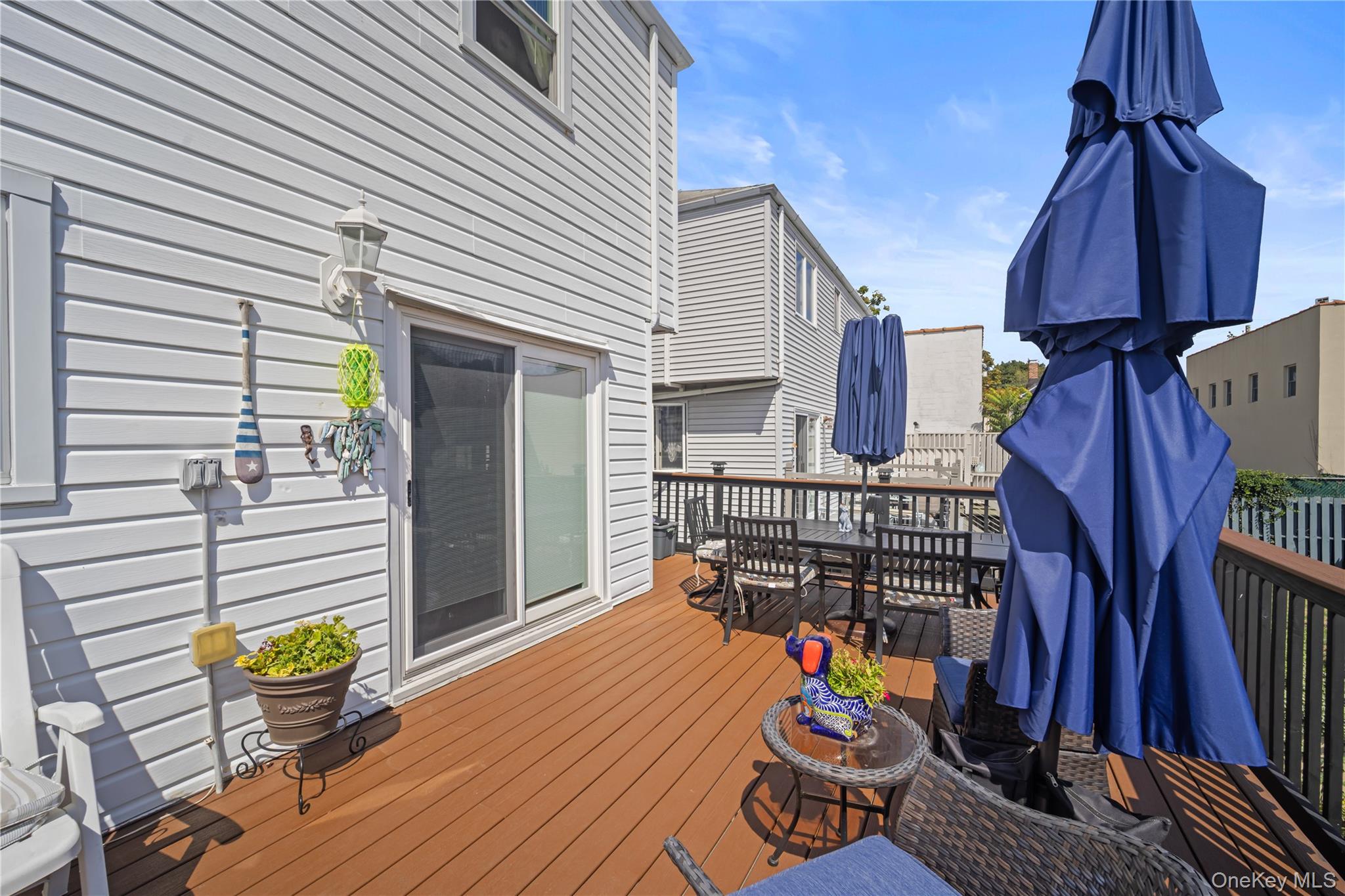 98 Hawkins Street Bronx, NY 10464 - Photo 23 of 26 a view of outdoor seating