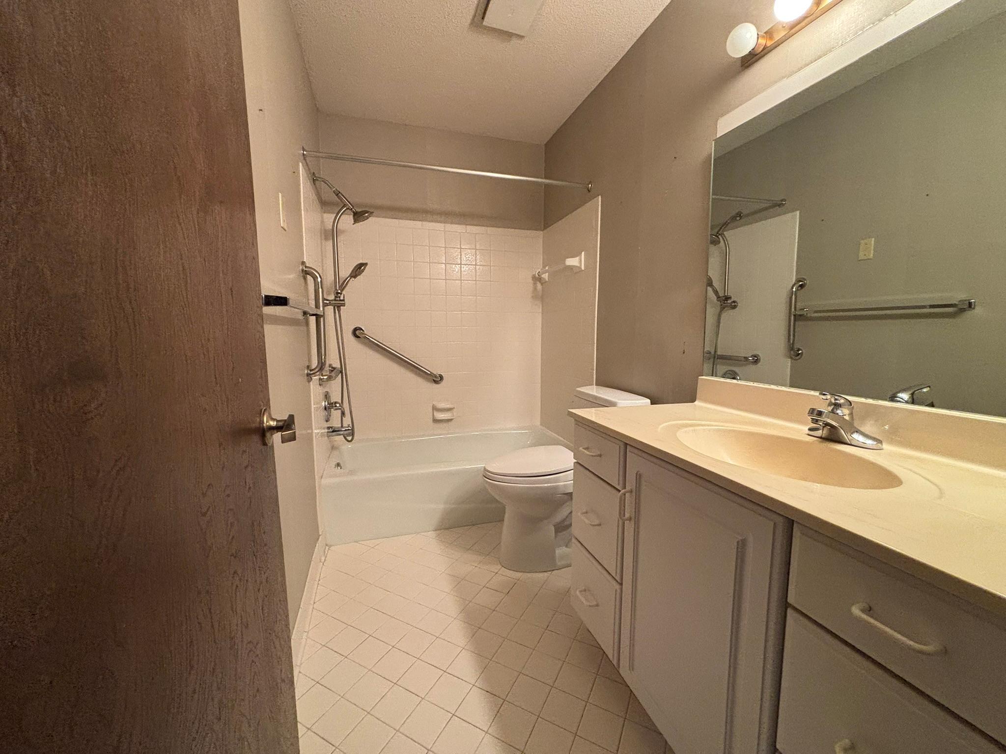 9600 Portland Avenue, Unit 107 Bloomington, MN 55420 - Photo 22 of 38