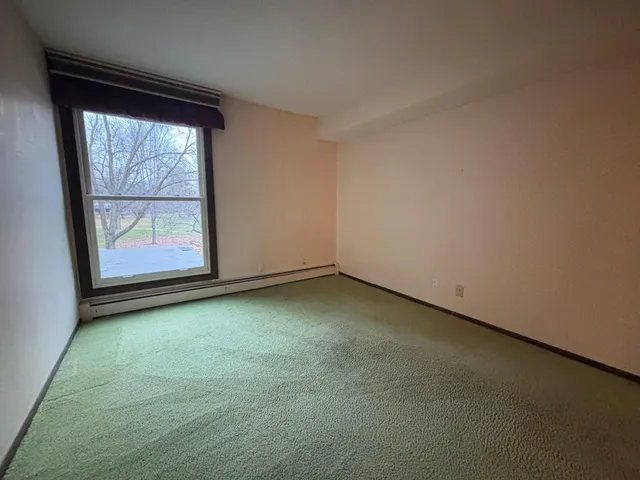 $140,000 | 9600 Portland Avenue, Unit 107, Bloomington, MN 55420