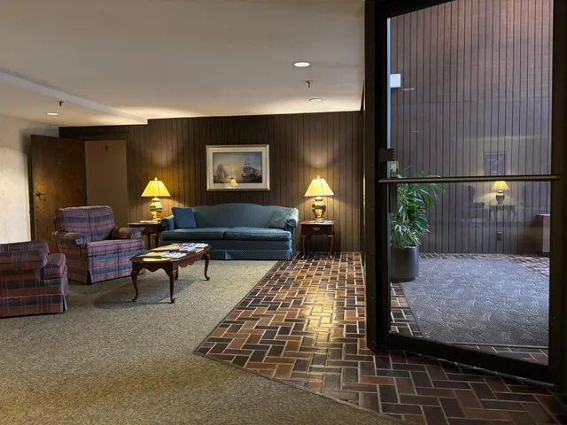 $140,000 | 9600 Portland Avenue, Unit 107, Bloomington, MN 55420