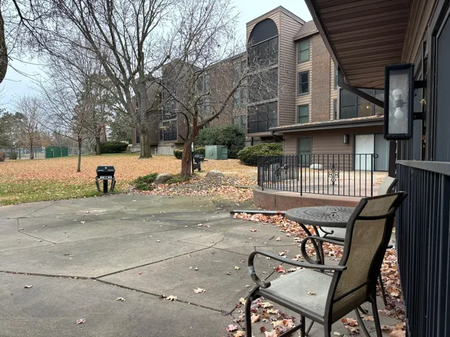 $140,000 | 9600 Portland Avenue, Unit 107, Bloomington, MN 55420